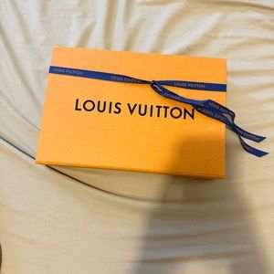 LOUIS VUITTON Box